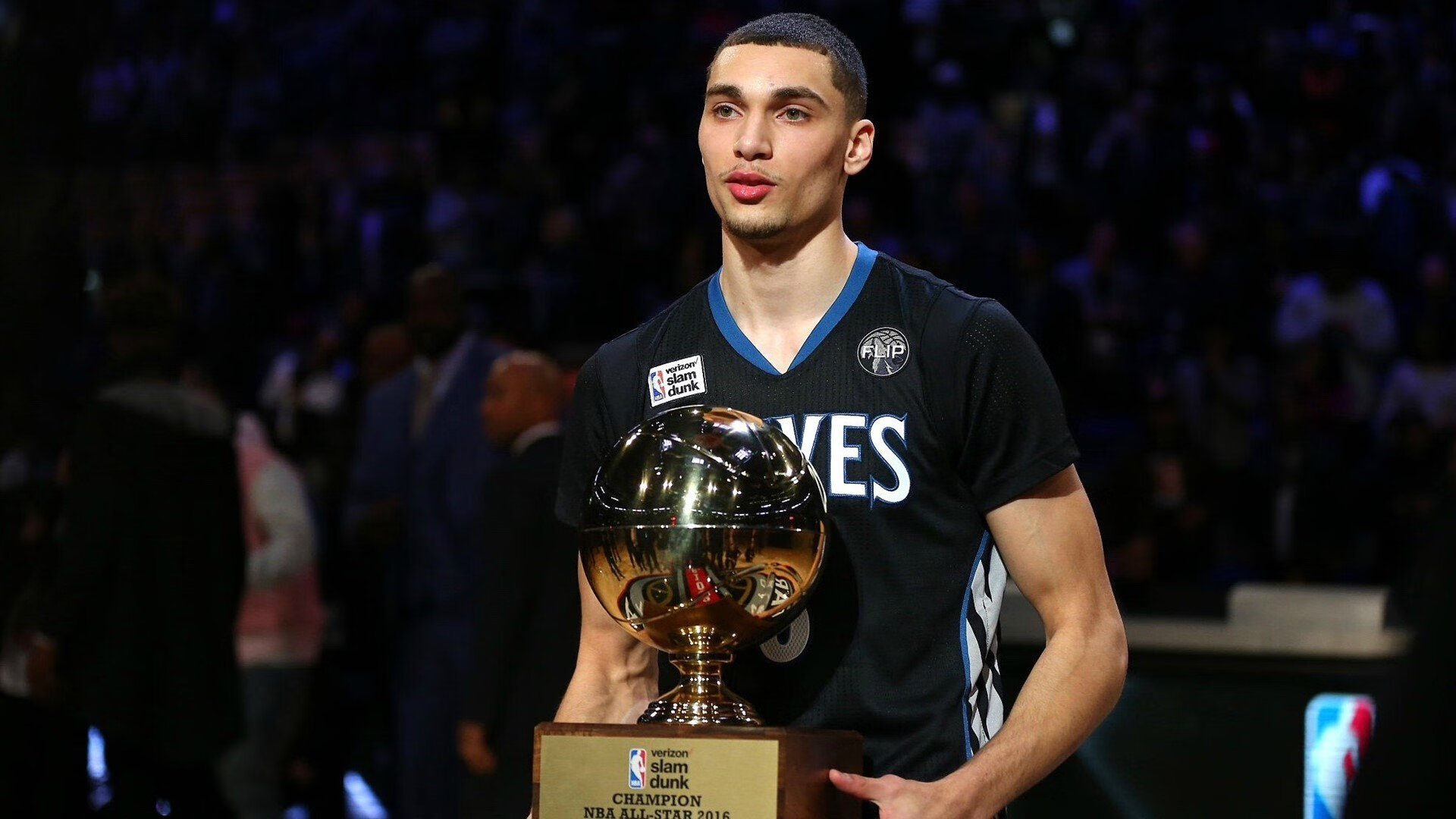 《FIFA》“足球梦想”盛典,虚拟足球引领新纪元!